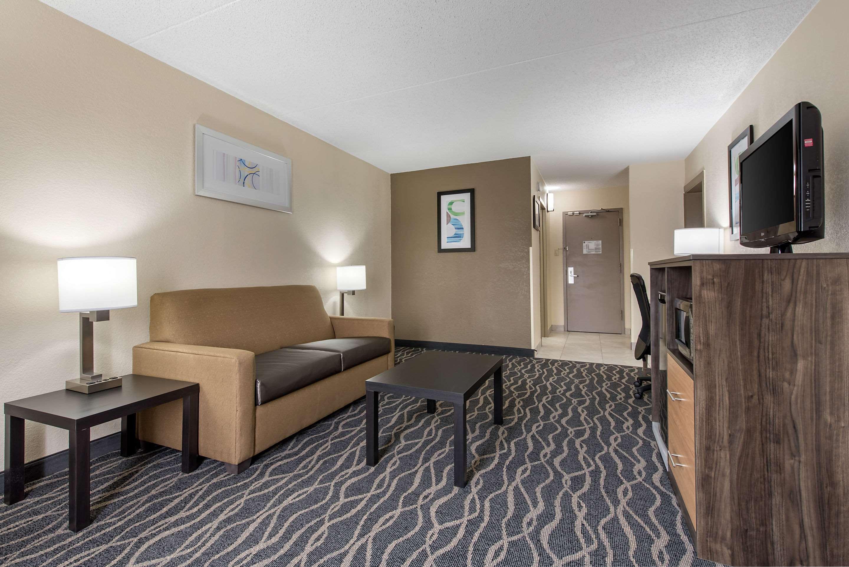 Quality Inn & Suites Lafayette I-65 Eksteriør bilde