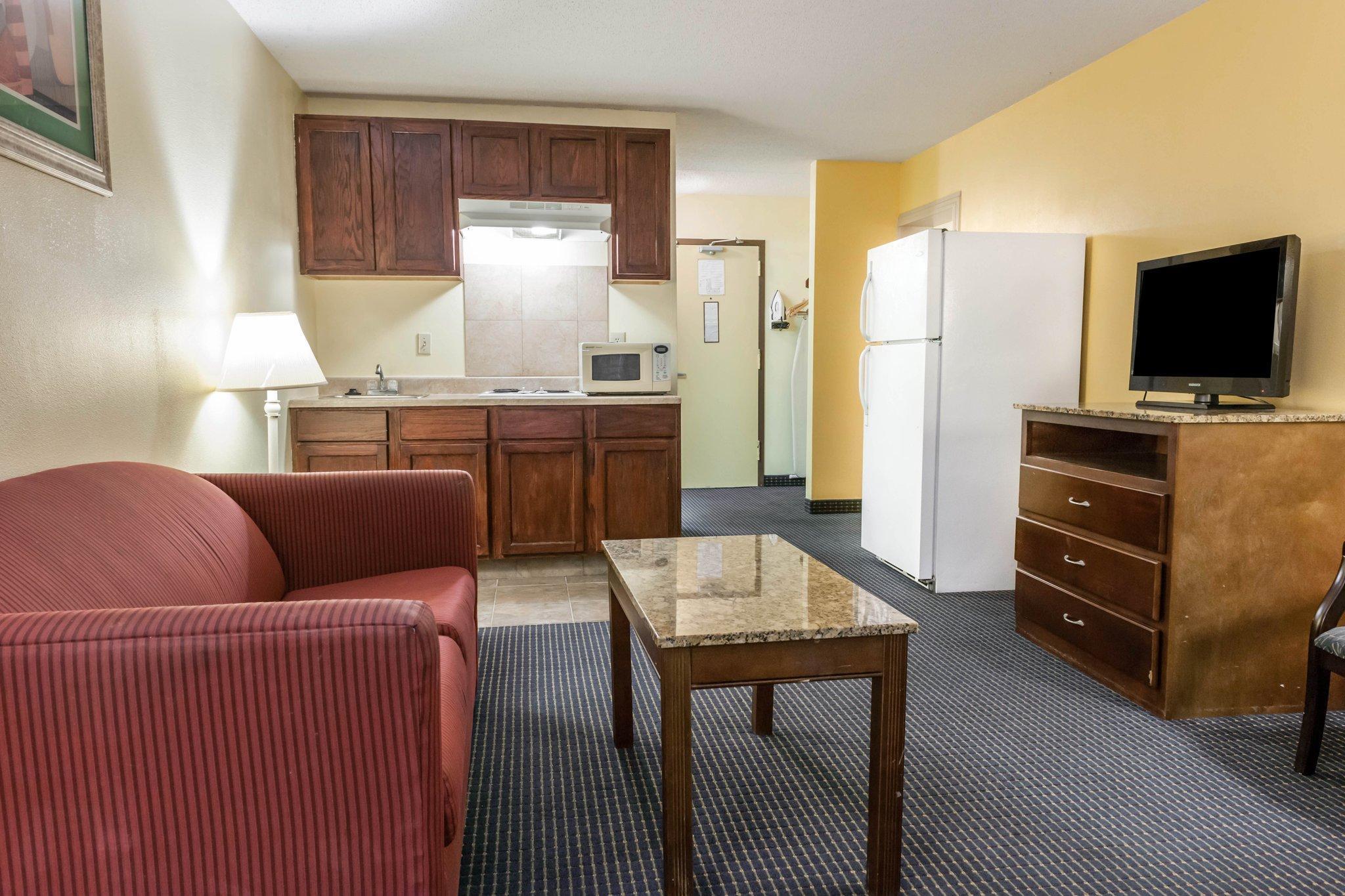 Quality Inn & Suites Lafayette I-65 Eksteriør bilde