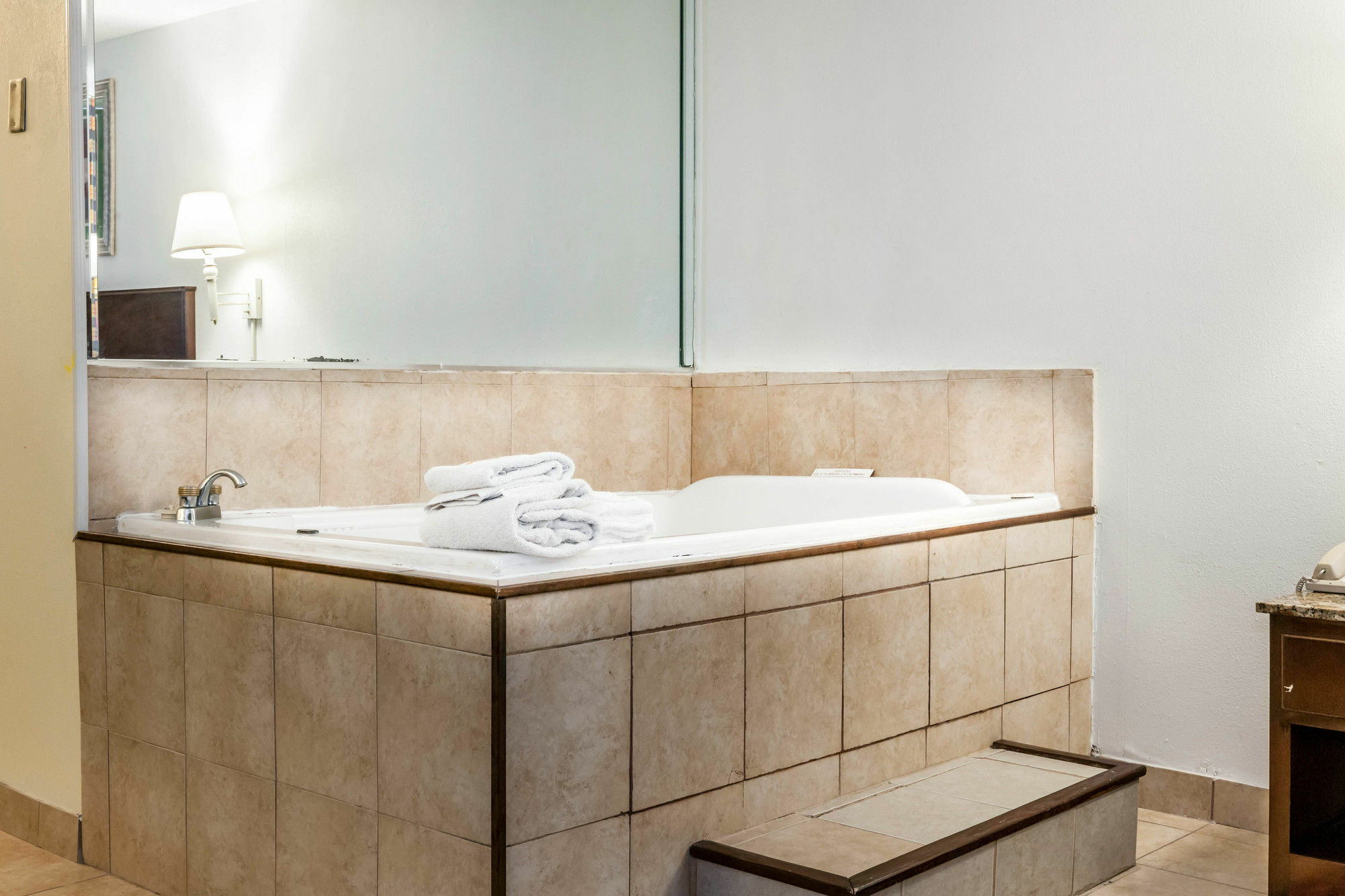 Quality Inn & Suites Lafayette I-65 Eksteriør bilde